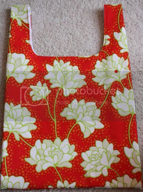 Reusable Shopping Bag Pattern, Reusable Grocery Bags Pattern, Grocery Bag Pattern, Shopping Bag Pattern, Sew A Bag, Pul Fabric, Bags To Sew, Bag Tutorials, Plastic Grocery Bags