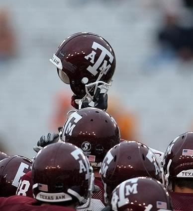 I love me some Aggie football! Aggie Football, Aggie Pride, Gig Em Aggies, Texas Football, Texas Aggies, College Football Teams, Texas A M University, Texas History, Welcome Fall