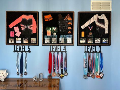 Gymnastic Bedroom Ideas, Cheer Bedroom Ideas, Cheerleading Bedroom, Cheer Bedroom, Cheer Room Decor, Gymnastics Room Decor, Cheer Room, Cheer Wall, Gymnastics Decor