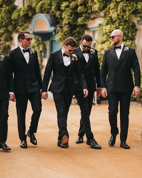 Pour one for the boys at Gileston Manor 🥃 - #groomsmen #groomsmenstyle #gilestonmanor Groomsmen Shots, Groomsman Outfits, Groomsmen Attire Black, Black Groomsmen Suits, Tuxedo Wedding Groomsmen, Black Tie Wedding Attire, Groom With Groomsmen, Grooms Photos, Groomsmen Black