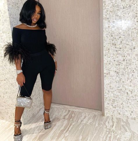 Jayda Wayda Bob, 23rd Birthday Outfit, Jayda Wayda Outfit, Night Out Outfit Classy, Night Photoshoot, Club Attire, Jayda Cheaves, Jayda Wayda, Ig Models