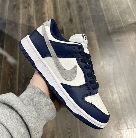 Nike Dunk Low Midnight Navy, Snikers Shoes Men, Nike Dunk Low Men, Shoes For Guys, Casual Sneakers For Men, Men Shoes Casual, Trendy Shoes Sneakers, Pretty Shoes Sneakers, All Nike Shoes