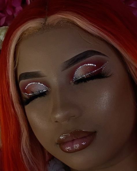 Red Cut Crease Eyeshadow, Red Glam Makeup, Red And Gold Makeup, November Makeup, Flame Makeup, Leo Photoshoot, Six Makeup, Birthday Makeup Ideas, New Makeup Looks