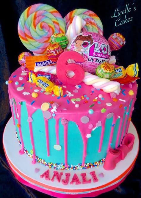 Candy Bday Cake, Lolly Birthday Cake, Sweets Birthday Cake, Cake With Candy On Top, Candy Decorated Cake, Candy Cake Ideas Birthday, Lollie Cake, Colorful Candy Cake, Candy Drip Cake