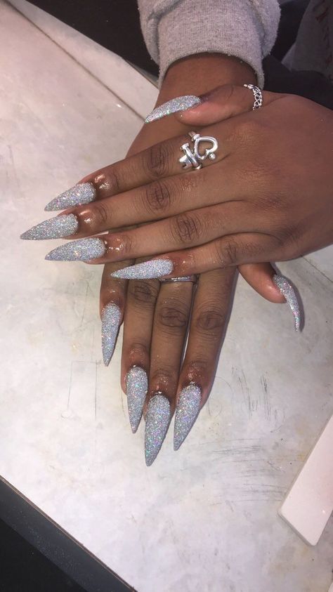 Y A S S S R A Y R A Y Silver Sparkle Nails, Acrylic Nails Natural, Bright Summer Acrylic Nails, Metallic Tattoo, Colorful Nail, Sparkle Nails, Summer Acrylic Nails, Silver Sparkle, Pretty Acrylic Nails