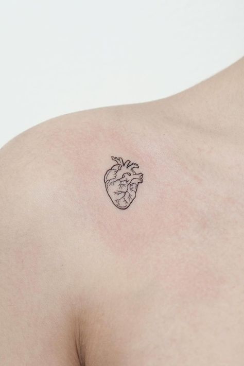 35 Stunning Small Heart Tattoo Ideas Four Leaf Clover Tattoo, Small Heart Tattoos, Clover Tattoos, Cool Small Tattoos, Human Heart, Wedding Tattoos, Small Photos, Find Your Style, Heart Tattoo