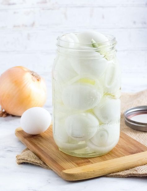 Diy Pickled Eggs, Pickled Eggs Old Fashioned, Southern Pickled Eggs, How To Pickle Eggs Recipes Hard Boiled, Egg Canning, Homemade Pickled Eggs, Shelf Stable Pickled Eggs, German Pickled Eggs, Best Pickled Eggs Recipes