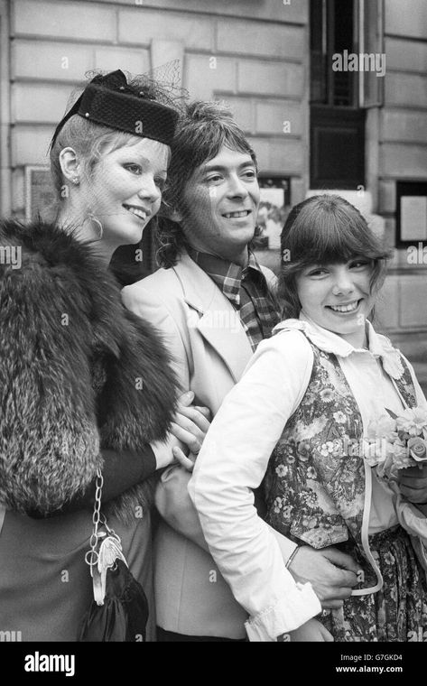 Download this stock image: Kim Moon, 29, and Small Faces keyboard player Ian McLagan, 33, after their wedding at Wandsworth Register Office. With them is Mandy, 12, Kim's daughter by her first marriage to The Who drummer Keith Moon. - G7GKD4 from Alamy's library of millions of high resolution stock photos, illustrations and vectors. Steve Marriott, Kim Moon, Terry O Neill, Keith Moon, Swinging London, National Photography, Small Faces, The Who, Rock Stars