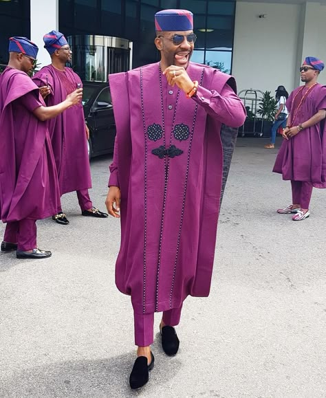 Agbada Outfit, Agbada Design, Latest Aso Ebi Styles, Nigerian Men Fashion, African Wear Styles For Men, African Dresses Men, Latest African Men Fashion, African Attire For Men, African Shirts For Men