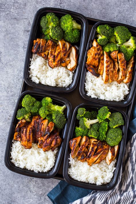 20 Minute Meal-Prep Chicken and Broccoli Plats Healthy, Healthy Lunch Meal Prep, Resep Diet, Easy Healthy Meal Prep, Chicken Meal Prep, Prepped Lunches, Makanan Diet, God Mat, Lunch Recipes Healthy