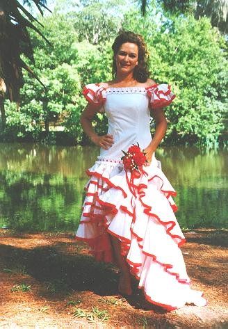 Cuban dress Traditional Cuban Clothing, Cuban Traditional Dress, Cuba Dress, Cuban Dress, Cuban Outfit, Cuba Outfit, Spanish Dresses, Cuban Fashion, Havana Nights Dress