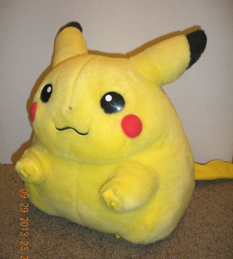 Buu Dbz, Silly Pokemon, Pokemon Plushies, Old Pokemon, Pokemon Toys, Pikachu Plush, Club Penguin, Pokemon Toy, Cute Plushies