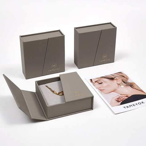 High Quality Custom logo two open door luxury paper jewelry packaging box factory - Jewelry boxes Luxury Jewelry Packaging Boxes, Luxury Box Design, Luxury Brand Packaging, Packaging Box Design, Luxury Box Packaging, Custom Jewelry Packaging, Luxury Diamond Jewelry, Jewelry Packaging Design, Jewelry Box Design