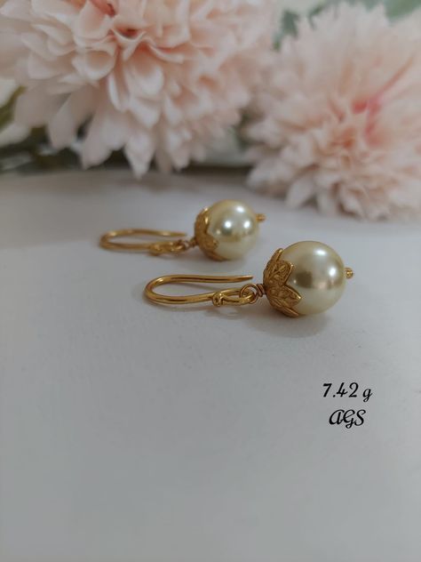 Simple Gold Beads Necklace, Pearl Stud Earrings Indian, Pearl Earrings Designs Indian, Black Beads Bracelet Gold For Kids, Pearl Studs Earrings Gold Indian, Pearl Hanging Earrings Gold, Ear Rings For Kids Gold, Kids Earrings Gold Indian, Pearl Studs Earrings Gold