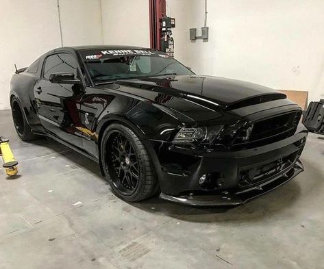 2011 Mustang, Car Mustang, Black Mustang, Super Snake, Ford Mustang Car, Custom Muscle Cars, Ford Classic Cars, Ford Racing, Street Racing Cars