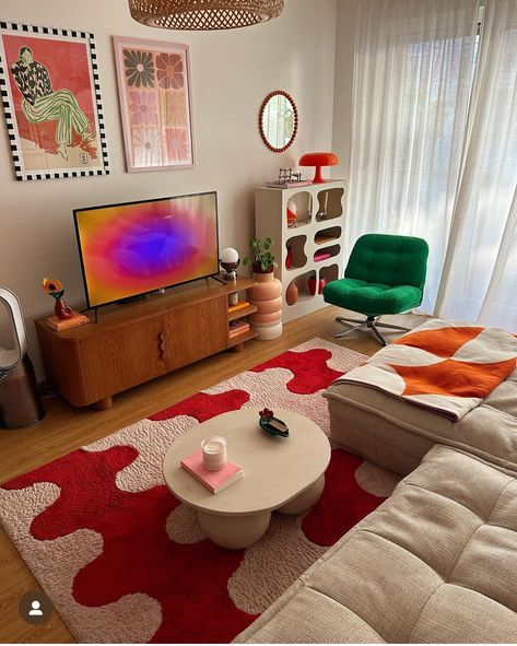 Alicia Martinez Bohemian Modern Apartment, Small Bright Apartment, Retro Funky Living Room, Apartment Interior Colorful, Eclectic House Decor, Colorful Minimalist Apartment, Color Pop Living Room, Minimalist Eclectic Living Room, Eccentric Minimalism