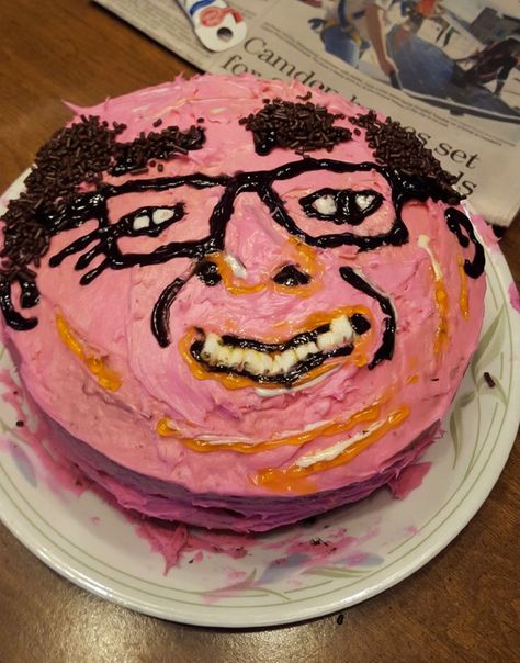 Cake Ugly, Goofy Cake, Ugly Cake, Cursed Cakes, Bad Cakes, Tårta Design, Funny Cakes, Ugly Cakes, Cake Fails