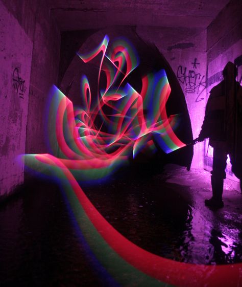 Light Drawing Photography, Light Graffiti, Light Movement, Light Drawing, Light Painting Photography, Painting With Light, Light Writing, Underground Art, Digital Light