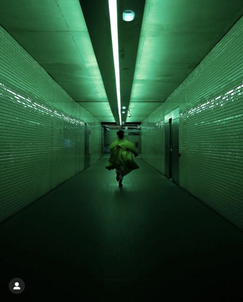 Cinematic Photography Iphone, Brutalist Photoshoot, Cinematic Photography Landscapes, Urban Cinematography, Toxic Green Aesthetic, Dark Green Photography, Filmography Aesthetic, Green Light Photography, Green Cinematography