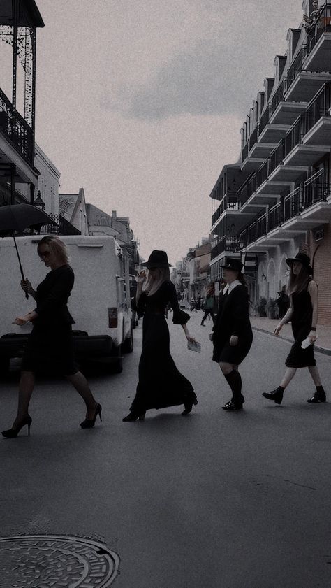 Ahs Witches, Coven Aesthetic, Tumblr Grunge Aesthetic, Evan Peters Ahs, Lily Rabe, Ahs Coven, American Horror Stories, American Horror Story Coven, Witch Coven