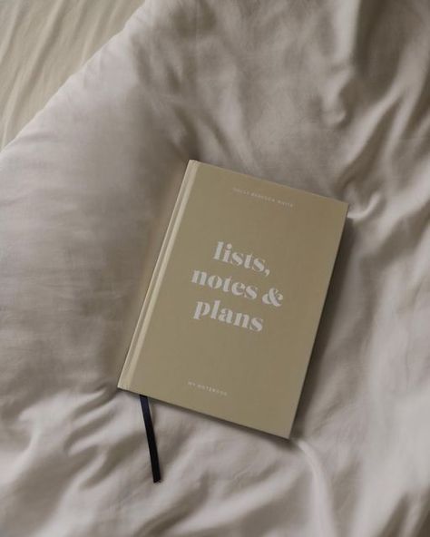 Holly Rebecca White on Instagram: "busy busy busy 📔 @papier #details #notebook #wfh #papier #papiernotebook #minimal" Notebook Photoshoot Ideas, Notebook Photography Ideas, Notebooks Photography, Notebook Photoshoot, Minimal Notebook, Filler Images, Notebook Photography, Notebooks Ideas, Minimal Book