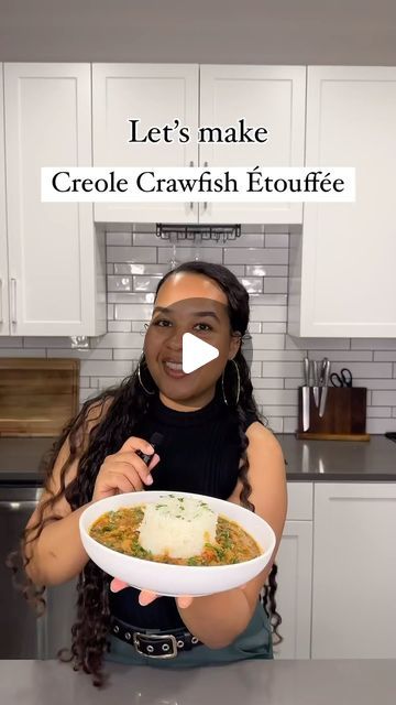 Kieran Jones on Instagram: "Repost from @risascuisine • Crawfish étouffée is one of my favorite dishes to cook. It’s really simple and full for flavor.   ✨ There are a million in one ways to make a étouffée, but this is how I specifically make crawfish or shrimp étouffée.   ✨I make chicken and sausage étouffée slightly different.    ✨ To make a roux In general, you want to do a 1 to 1 ratio, part flour and one part oil. Or you could use butter or bacon grease, depending on what you prefer and the flavor you want in the end.  ✨ For an étouffée you want to get your roux to a deep light brown color, similar to the color of peanut butter. Make it even darker for a gumbo.   ✨Add all your fresh seasonings to cool down the roux.   ✨ For any seafood étouffée I like to use a seafood broth as well. Crawfish And Shrimp Etouffee, Easy Crawfish Etouffee, Seafood Etouffee, Crawfish Fettucine Recipe Louisiana Easy, Crawfish Étouffée, Crawfish Etoufee, Crawfish Poboy, Shrimp Etouffee, Louisiana Creole