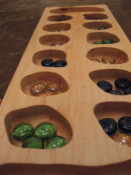 Date Night Crafts, Mancala Board, Giant Yard Games, Pottery Games, Mancala Game, Board Game Collection, Diy Yard Games, Chess Gifts, Wood Games