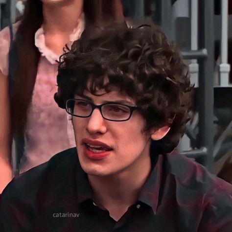 Robbie Shapiro Icons Robbie Shapiro Victorious, Robbie Shapiro Aesthetic, Robbie Shapiro Icons, Adorable Matching Pfp, Cat From Victorious, Cat And Robbie, Robbie Victorious, Robbie Shapiro, Victorious Cat