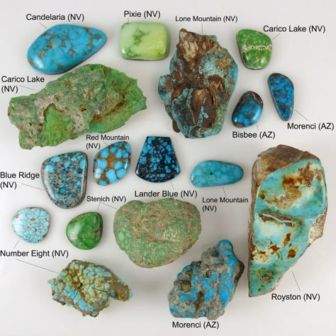 Here's a fun turquoise chart showing both rough stone and cut and polished cabochons. The turquoise mines are listed next to each stone. It's so fascinating to Tourquise Stone, Types Of Rocks, Gemstones Chart, Rock Hunting, Zuni Jewelry, Green Stones, Rocks Crystals, Crystal Healing Stones, Beautiful Stones