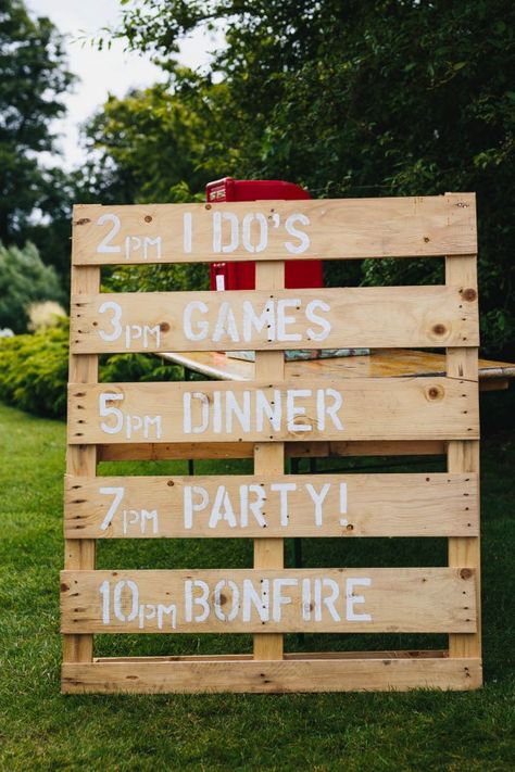 Backyard Wedding Decorations, Unique Wedding Receptions, Rustic Wedding Decorations, Wedding Itinerary, Rustic Wedding Signs, בר מצווה, Future Wedding Plans, Wedding Games, Festival Wedding