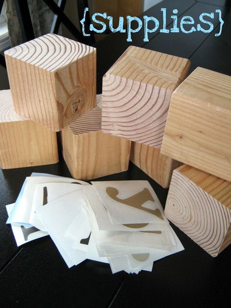 Wood Blocks Craft DIY You can spell several words with just one set of 7 blocks! Kids Woodworking, Wood Block Crafts, Block Craft, Sell Diy, Wood Christmas, Craft Tutorial, Scrap Wood, Crafty Craft, Wooden Crafts