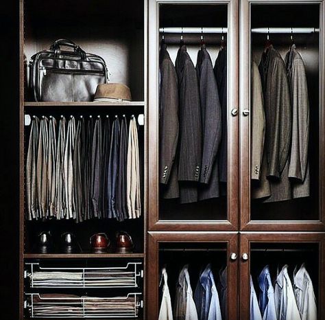 Mens Organized Suits And Pants Closet Cabinetry Mens Closet Organization, Organiser Son Dressing, Walk In Closet Design, Fashion Walk, Gentleman's Wardrobe, Luxury Closets Design, Men Closet, Closet Goals, Master Closet