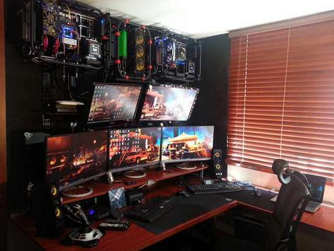 Didn't I see this battle station in Swordfish? (not mine btw) - Imgur Man Cave Designs, Game Computer, Man Cave Design, Best Gaming Setup, Gaming Computer Desk, Computer Gaming Room, Computer Desk Setup, Pc Gaming Setup, Video Game Rooms