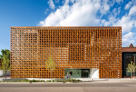 Aspen Art Museum, Architecture Art Nouveau, Building Skin, Aspen Art, Shigeru Ban, Wood Facade, Japanese Architect, Wood Cladding, Hunter Douglas