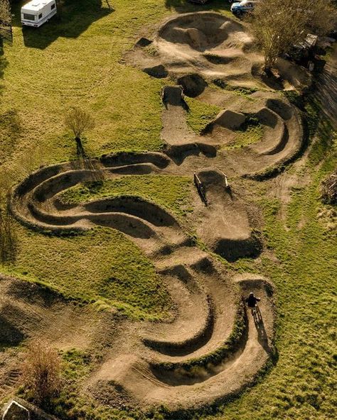 Dirt Pump Track, Bike Parking Design, Bike Pump Track, Bmx Track, Dirt Bike Track, Jump Park, Motocross Tracks, Pump Track, Mountain Biking Photography