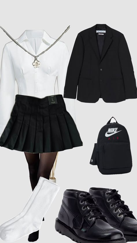 how i style my school uniform Cute Ways To Style School Uniforms, Nayeon Outfits, Winter School Uniform, American Uniform, Girl Vision Board, School Core, School Jacket, Anime Uniform, Zendaya Outfits