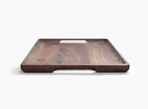 Not really furniture, and I can't imagine ever needing / using it , but very nice. Bandeja Bar, Wooden Dishes, Wooden Serving Tray, Woodworking Box, Tray Wood, Wooden Serving Trays, Serving Trays With Handles, Wooden Accessories, Serving Tray Wood