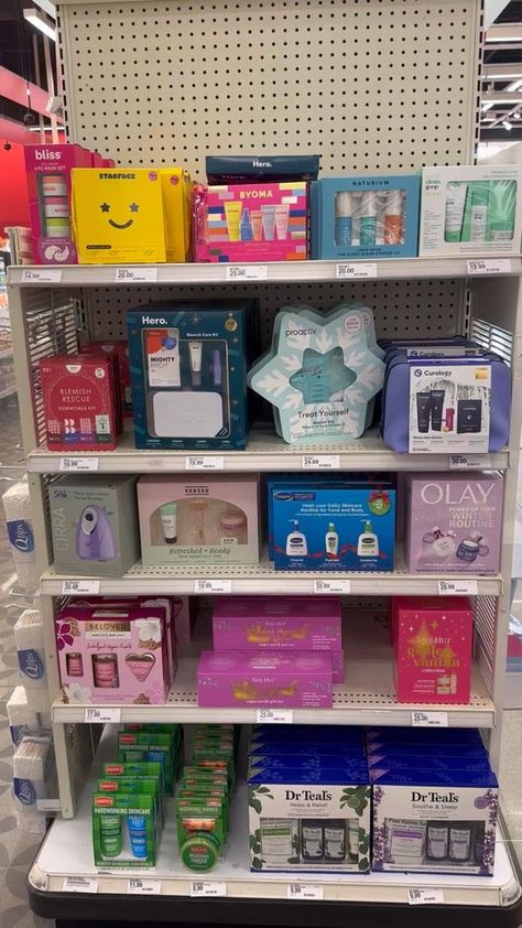 Shop beauty gift sets at Target, for the perfect holiday gift! Cera Ve Moisturizer, Preppy Birthday Ideas, Sun Bum Sunscreen, Cera Ve, The Ordinary Hyaluronic, Ordinary Hyaluronic Acid, Ordinary Hyaluronic, Sleepover Stuff, Ordinary Niacinamide