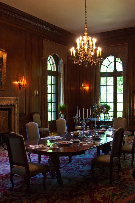 Dining. 1800s Style Home, 1700s House Interior, Royal Dining Room Aesthetic, Manor Dining Room, Fancy Dining Room, Royal Dinning Room Aesthetic, Filoli Mansion, Mansion Dining Room, Dark Castle Dining Room