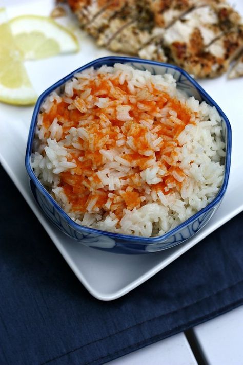 Greek Red Sauce, Rice With Tomato Sauce, Greek Rice Pilaf, Greek Sauce, Greek Rice, Red Sauce Recipe, Salad Art, Greek Dinners, Greek Potatoes