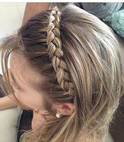 Braided Tiara Hairstyles, Hozier Hair, Hair Volleyball Hairstyles, Hair Stylies, Cut My Hair, Volleyball Hairstyles, Dream Hair, Medium Length Hair Cuts, Hairstyles Haircuts