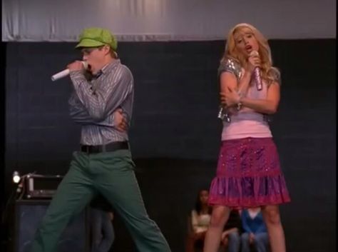 High School Musical | What I've Been Looking For | Ryan and Sharpay Evans | Lucas Grabeel and Ashley Tisdale Ryan And Sharpay Evans, Sharpay And Ryan Costume, Sharpay Evans Costume, Hsm Sharpay, Hsm Costumes, Sharpay Evans High School Musical, High School Musical Party, Sharpay And Ryan, Bop To The Top