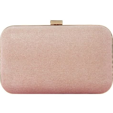 Dune Bsarah irridescent box clutch ($45) ❤ liked on Polyvore featuring bags, handbags, clutches, bolsas, accessories, pink, chain strap purse, clasp purse, dune purse and pink clutches Rose Gold Clutch Bag, Rose Gold Purse, Rose Gold Clutch, Lace Purse, Glitter Purse, Structured Handbags, Metallic Handbags, Gold Purse, Beautiful Wardrobe