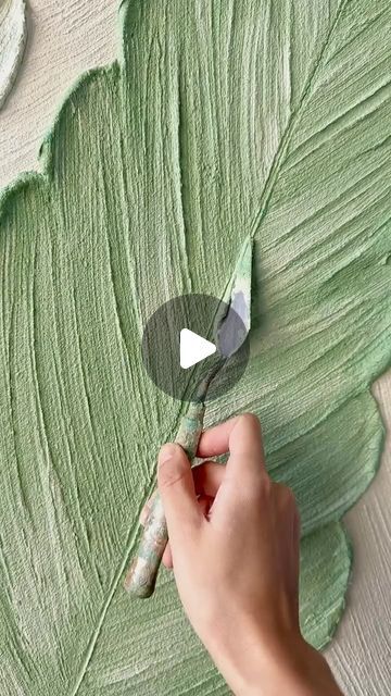 Texture Leaf Painting, Textured Leaf Painting, Textured Art Leaves, How To Paint Leaves Acrylic, Leaves Painting Acrylic Leaf Art, Knife Painting Acrylic, Pictures Of Leaves, 2024 Green, Textured Acrylic Painting