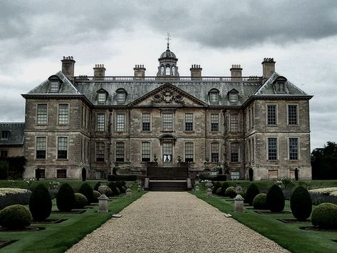 Orphanage Building, Manor Exterior, Manor Aesthetic, 17th Century House, Countryside Aesthetic, Belton House, Modern Castle, Silver Knight, Mansion Exterior