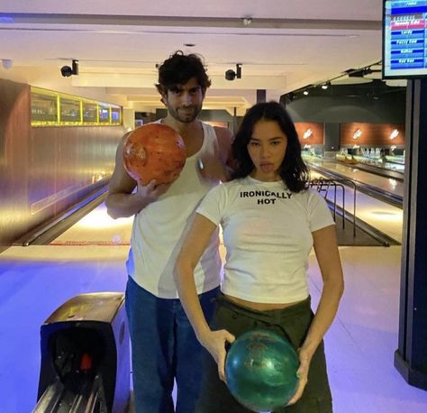 Arcade Couple Aesthetic, Bowling Pictures, Platonic Soulmates, Bowling Outfit, Bowling Party, Bowling Alley, The Love Club, Love Club, Just Friends