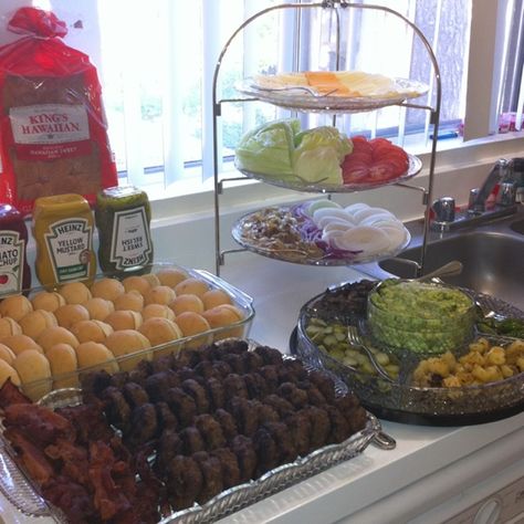 BBQ Table Decorations | bbq party table layout Hot Dog Bar, Food Bars, I Do Bbq, Bbq Ideas, Food Bar, Food Stations, Burger Bar, Party Bars, Bbq Party