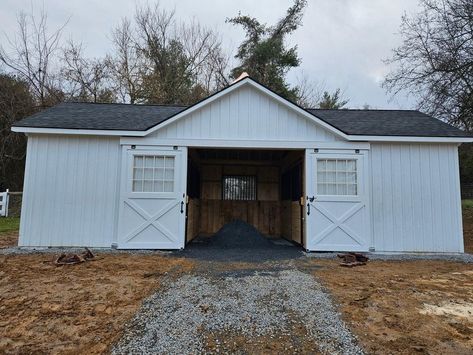 horses for New Homes | How about this cute little 14 x 34 - 2 stall modular barn....If you're looking for an option other than a shed row, this might be for you | Facebook Equipment Shed, Converted Shed, Dream Barn Stables, Small Horse Barn, Small Horse Barns, House Lifestyle, Small Barn, Horse Camp, Dream Property