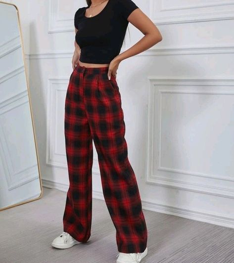 Red Plaid Pants Outfit, Checkered Pants Outfit, Pajama Pants Outfit, Red Pajama Pants, Checkered Outfit, Aesthetic Plaid, Christmas Pj Pants, Plaid Pants Outfit, Pj Outfit