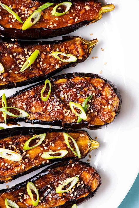 Airfryer Eggplant, Eggplant Air Fryer, Healthy Vegetable Side Dishes, Miso Eggplant, Chinese Eggplant, Baby Eggplant, Cooking Eggplant, Vegetable Side Dishes Healthy, Miso Glaze